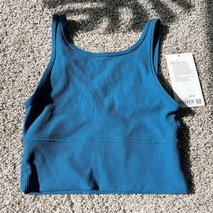 Lululemon power pivot tank top size 6